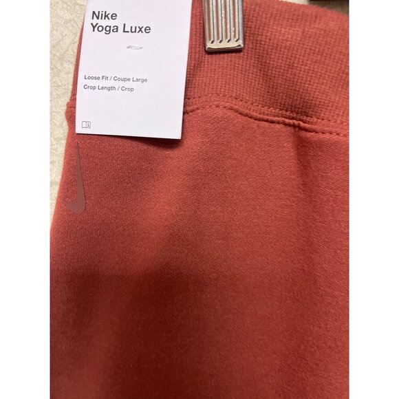 Nike Yoga Luxe Women's Pants Fleece Cropped Rust Brown Large NEW DA0776-670 - Picture 5 of 11
